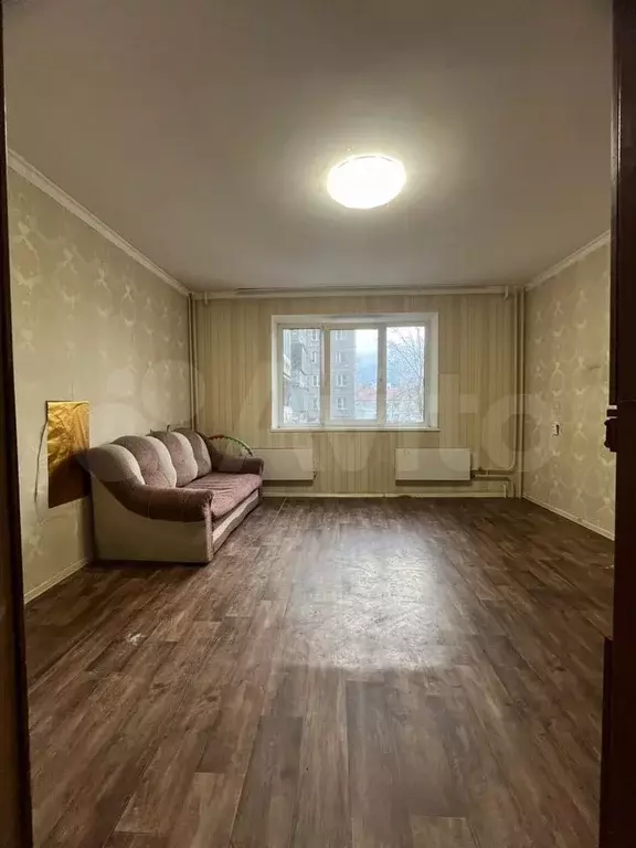 Комната 18 м в 4-к., 2/10 эт. - Фото 0