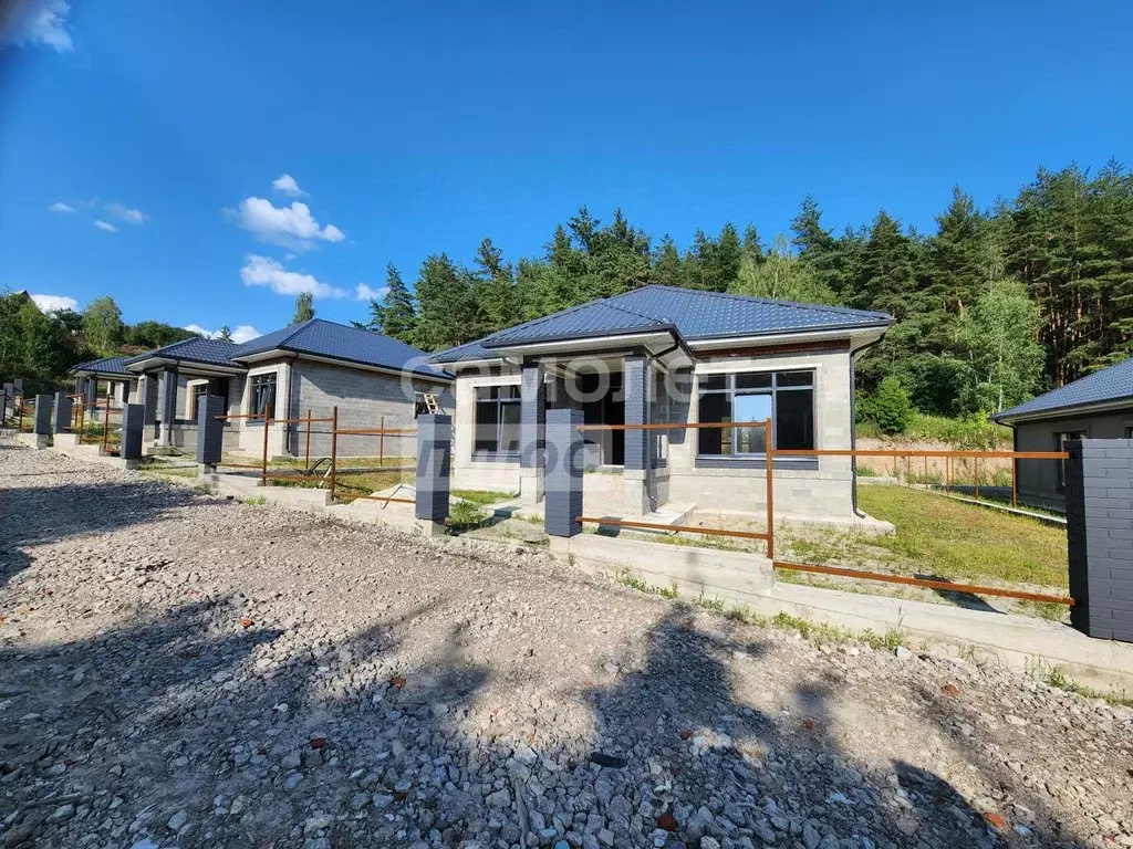 Дом в Курская область, Курский район, Ворошневский сельсовет, Духовец ... - Фото 1