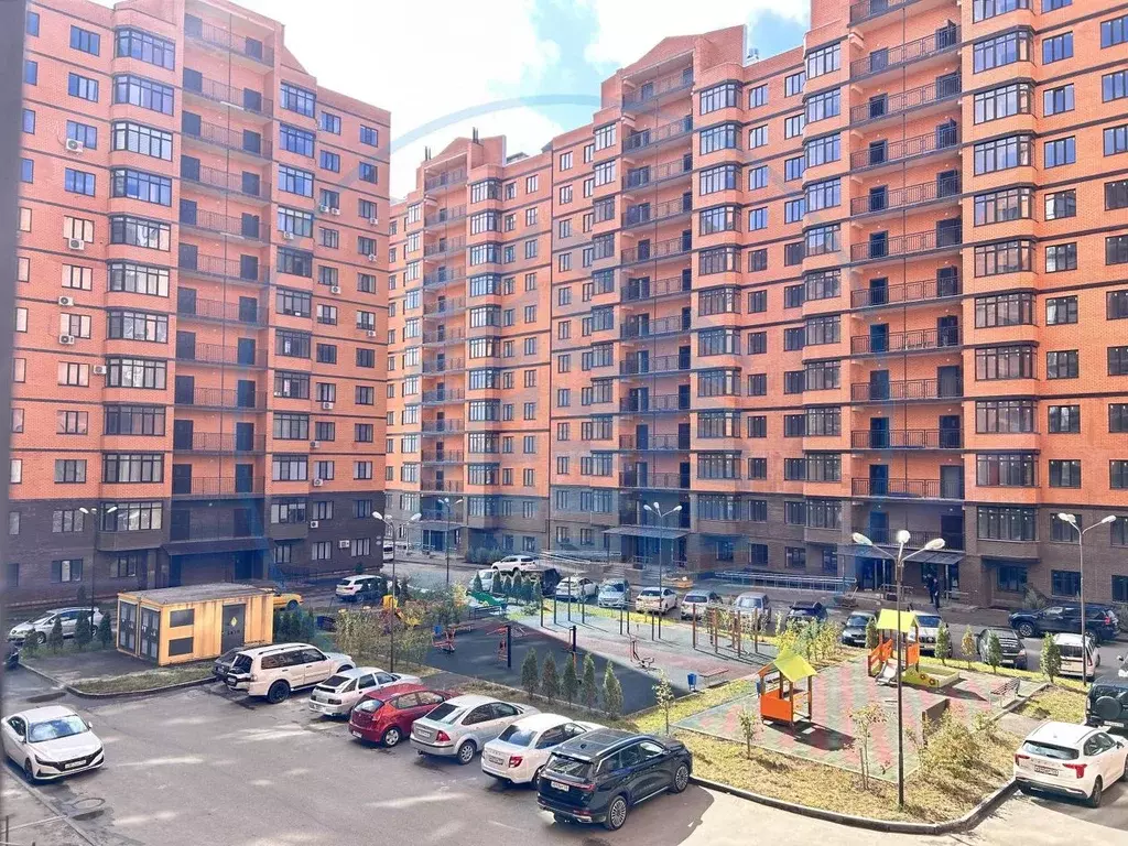 1-к кв. Ставропольский край, Ессентуки ул. Буачидзе, 1к4 (70.3 м) - Фото 0