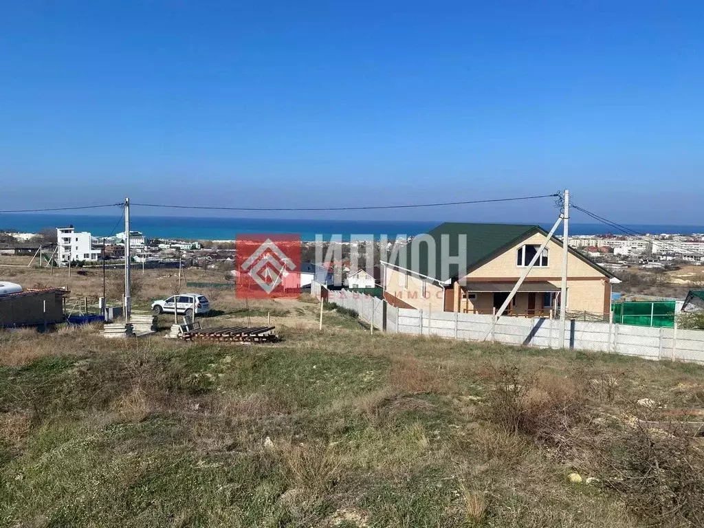 Участок в Севастополь ул. Батарейная, 7к34 (16.7 сот.) - Фото 1