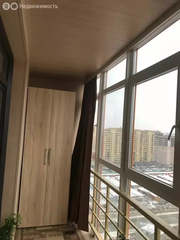 Квартира-студия: Тюмень, улица Тимофея Чаркова, 79 (28.2 м) - Фото 1