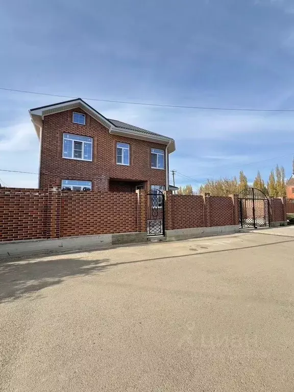 Дом в Краснодарский край, Краснодар Северный мкр, ул. Дорожная, 1 (145 ... - Фото 1