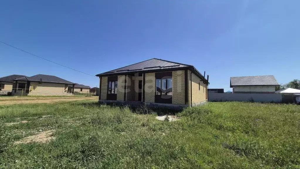 Дом в Ставропольский край, Шпаковский муниципальный округ, с. ... - Фото 1