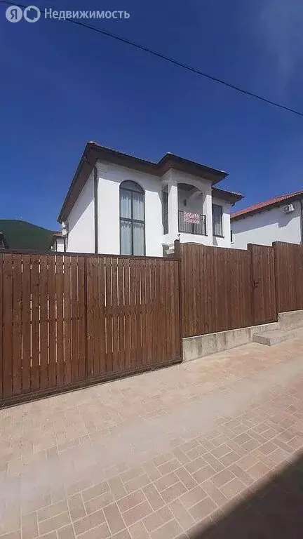 Дом в Геленджик, улица Тоцкого, 4А (150 м) - Фото 0