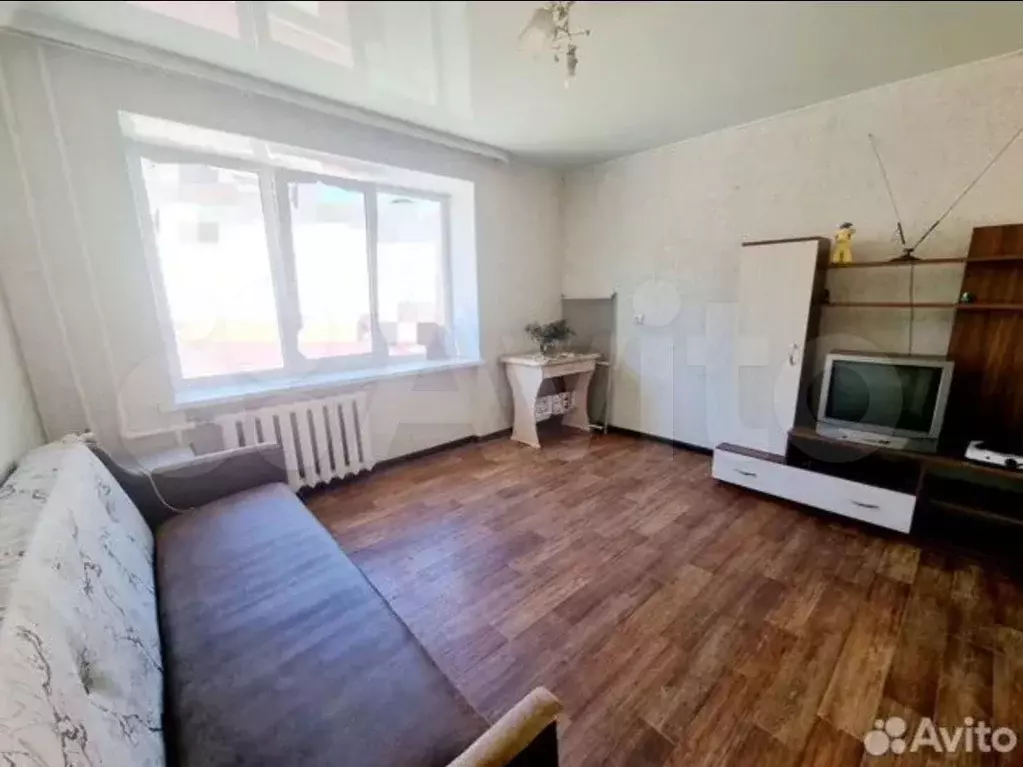 Комната 18 м в 1-к., 2/5 эт. - Фото 0