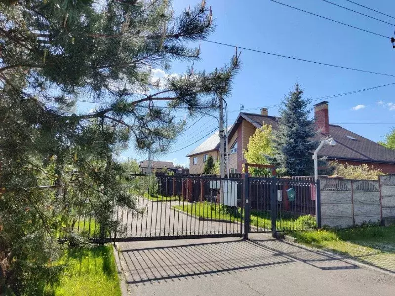 Дом в Москва Брехово хут., Рождественское ДНП,  (382 м) - Фото 1