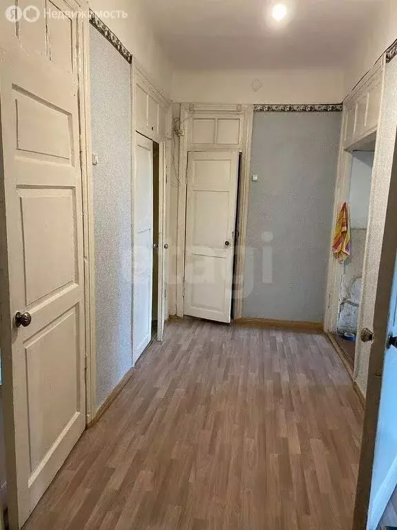 3-комнатная квартира: Искитим, улица Пушкина, 26 (63.7 м) - Фото 1