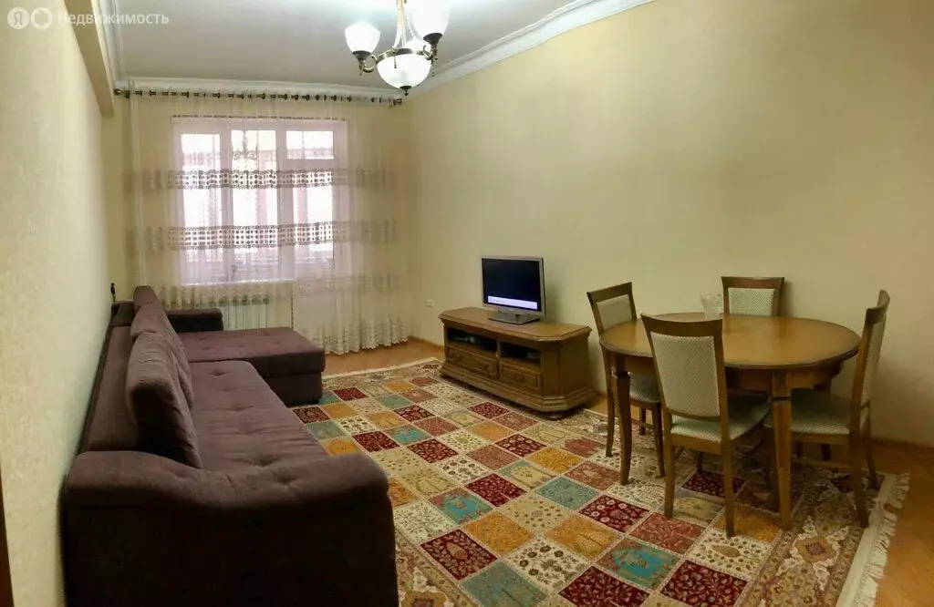 2-комнатная квартира: Махачкала, улица Хаджи Булача, 14В (48 м) - Фото 0