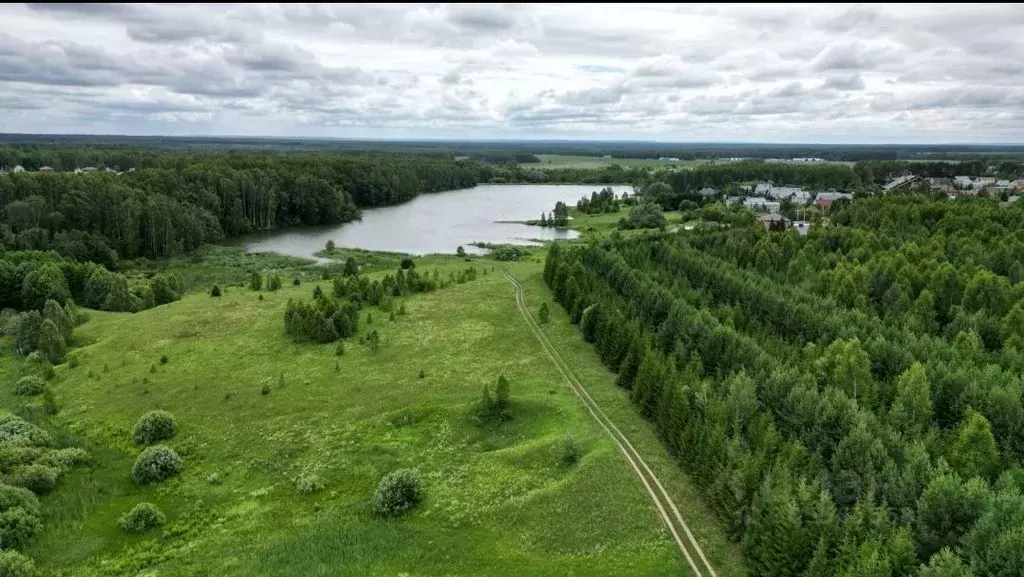 Участок в Татарстан, Зеленодольский район, Большеключинское с/пос, с. ... - Фото 0