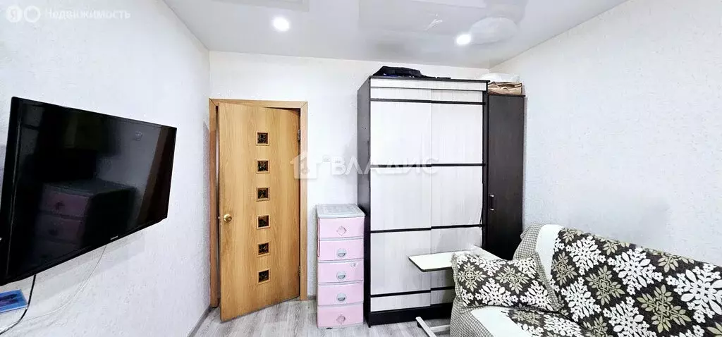 3-комнатная квартира: Южно-Сахалинск, улица А.О. Емельянова, 27 (61 м) - Фото 1