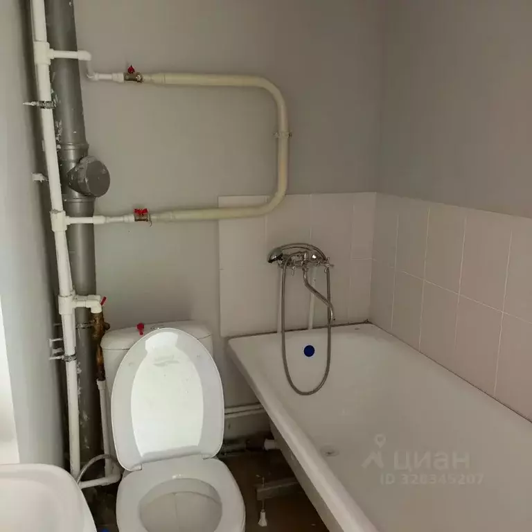 1-к кв. Саратовская область, Саратов Брянская ул., 16 (30.0 м) - Фото 2