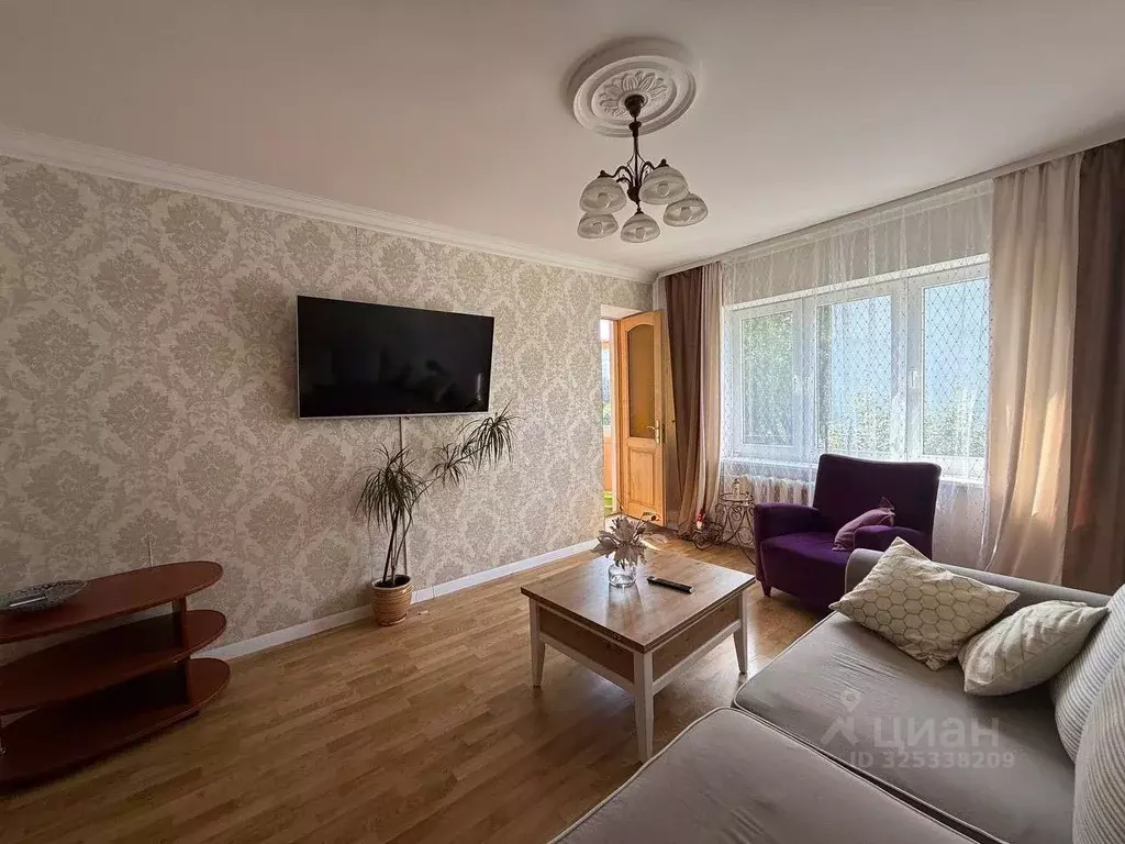 2-к кв. Калининградская область, Калининград Зеленая ул., 28 (50.0 м) - Фото 2