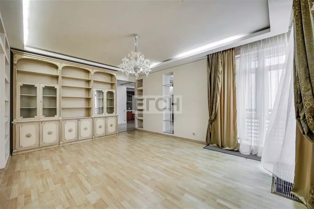 Продается 3-комнатная квартира - Фото 1