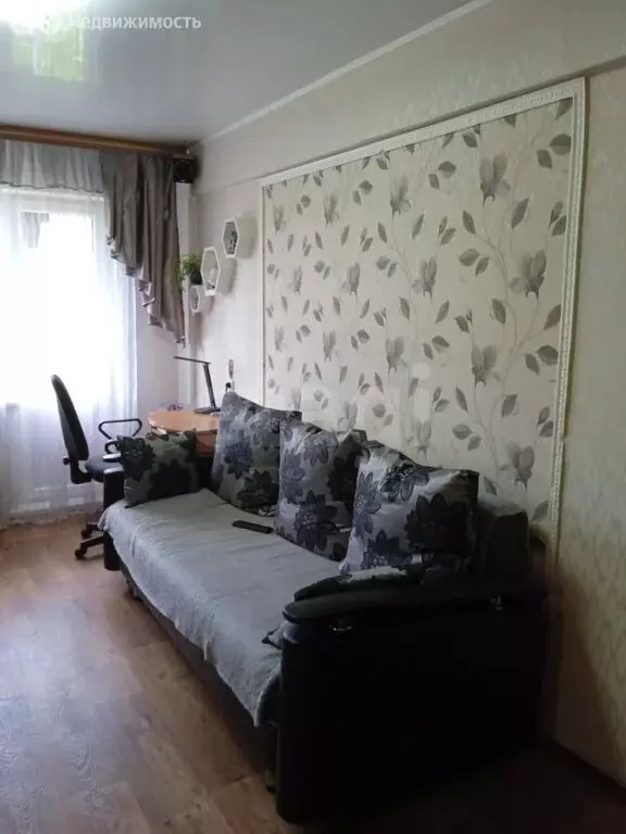 3-комнатная квартира: Калуга, улица Добровольского, 22 (49 м) - Фото 0