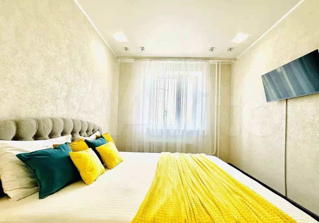 2-к. квартира, 80 м, 5/10 эт. - Фото 0