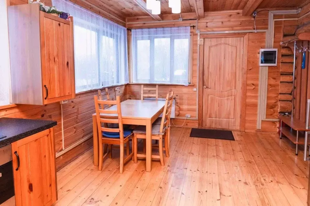 Дом в Калужская область, Село Бабынино с/пос, д. Вислово 20 (93 м) - Фото 0