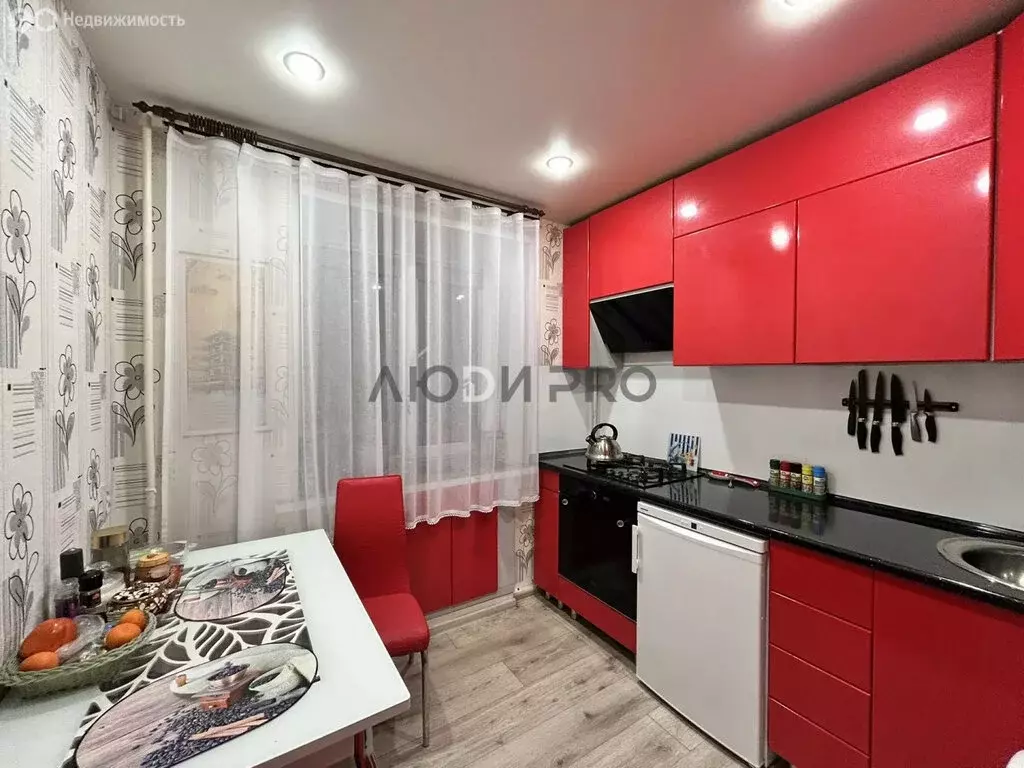 1-комнатная квартира: Ижевск, улица Ворошилова, 5 (31.1 м) - Фото 1