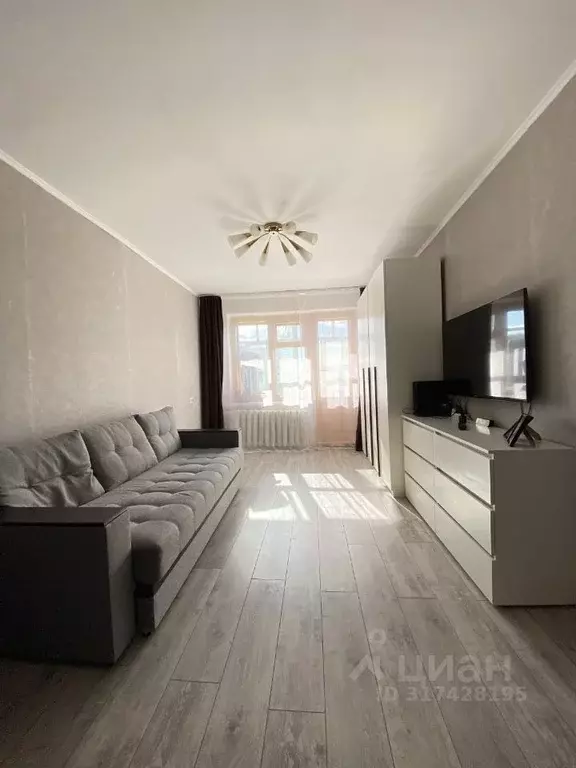 3-к кв. Владимирская область, Александров ул. Терешковой, 4 (59.5 м) - Фото 0