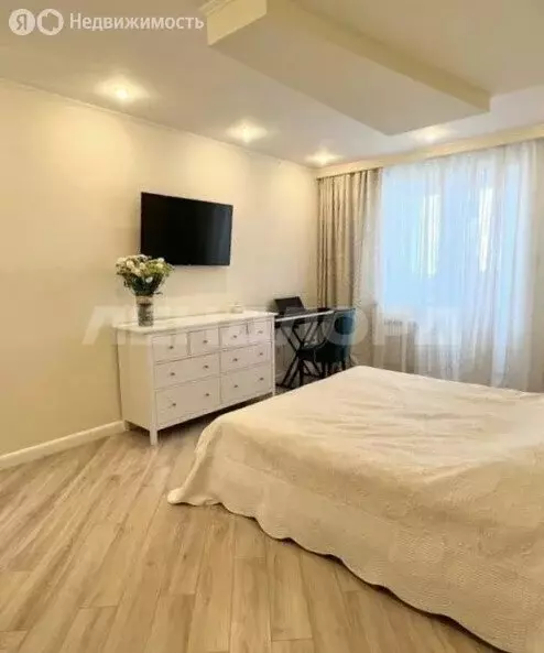 3-комнатная квартира: Ростов-на-Дону, Западный, улица Жмайлова, 4/11 ... - Фото 1