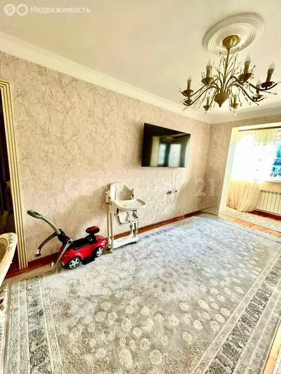 3-комнатная квартира: Махачкала, улица Олега Кошевого, 31 (57 м) - Фото 1