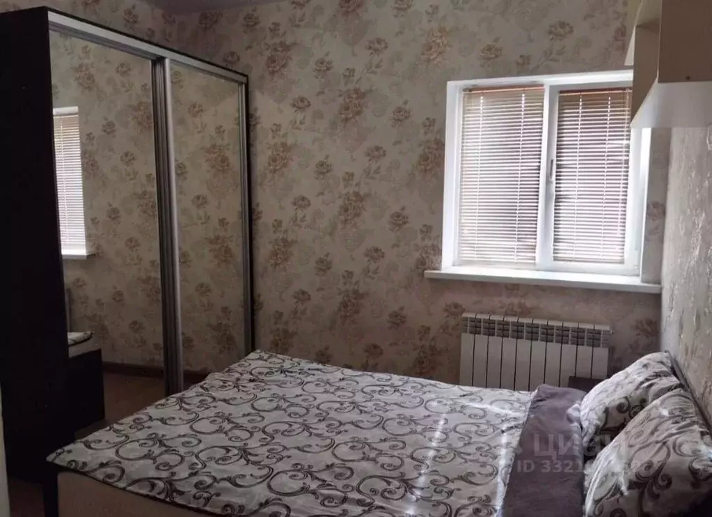 Дом в Крым, Симферополь ул. Крылова, 10 (50 м) - Фото 1