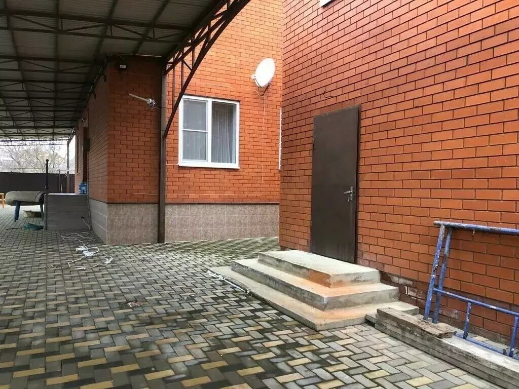 Дом в Краснодарский край, Темрюк ул. Мичурина, 33 (149 м) - Фото 1