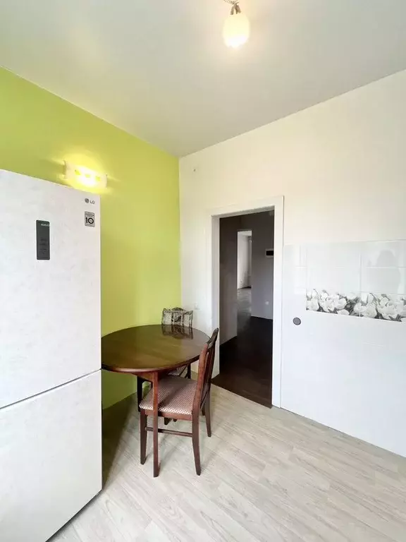 2-к кв. Кемеровская область, Новокузнецк ул. Петракова, 68 (57.0 м) - Фото 2