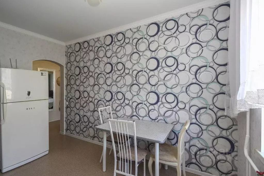 3-к кв. Омская область, Омск ул. Дмитриева, 11 (63.0 м) - Фото 2