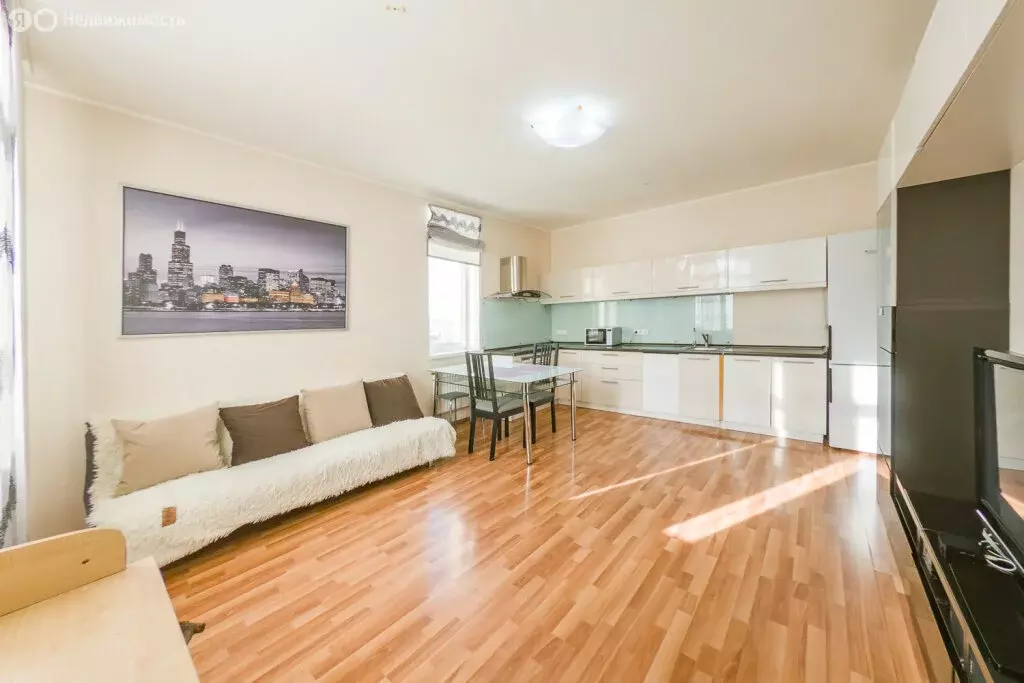 2-комнатная квартира: Екатеринбург, Билимбаевская улица, 35 (63 м) - Фото 2