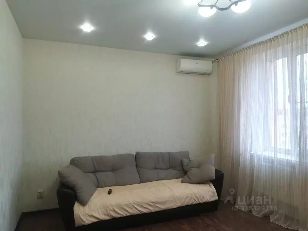 1-к кв. Волгоградская область, Волгоград ул. Им. Циолковского, 37 ... - Фото 1