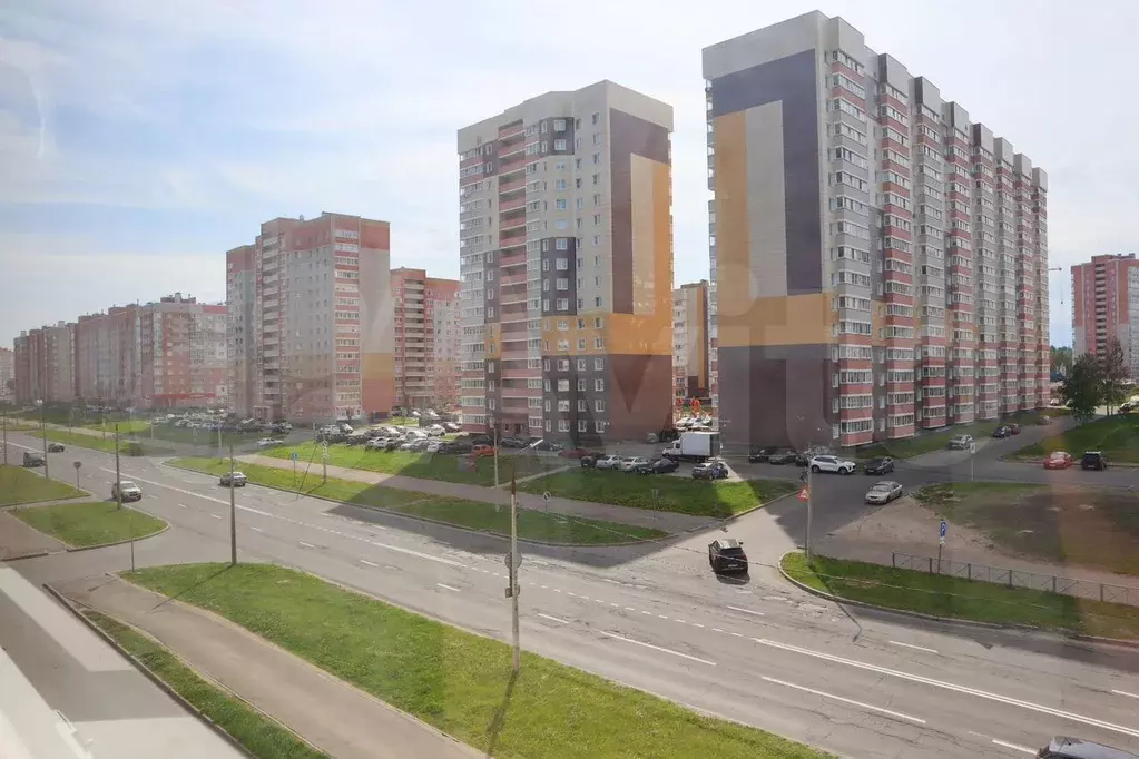 1-к. квартира, 38 м, 4/10 эт. - Фото 1