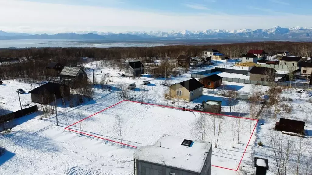 Участок в Камчатский край, Елизовский муниципальный округ, пос. ... - Фото 1