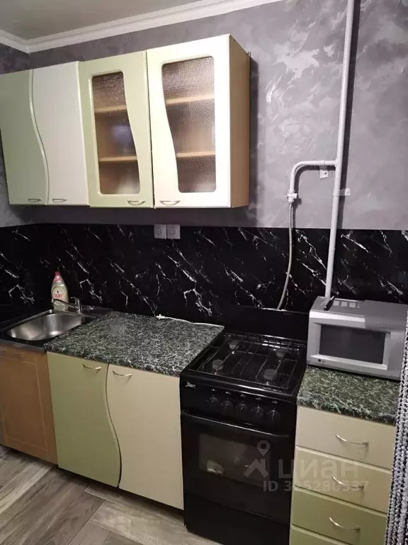 1-к кв. Псковская область, Псков ул. Петрова, 4А (32.0 м) - Фото 1