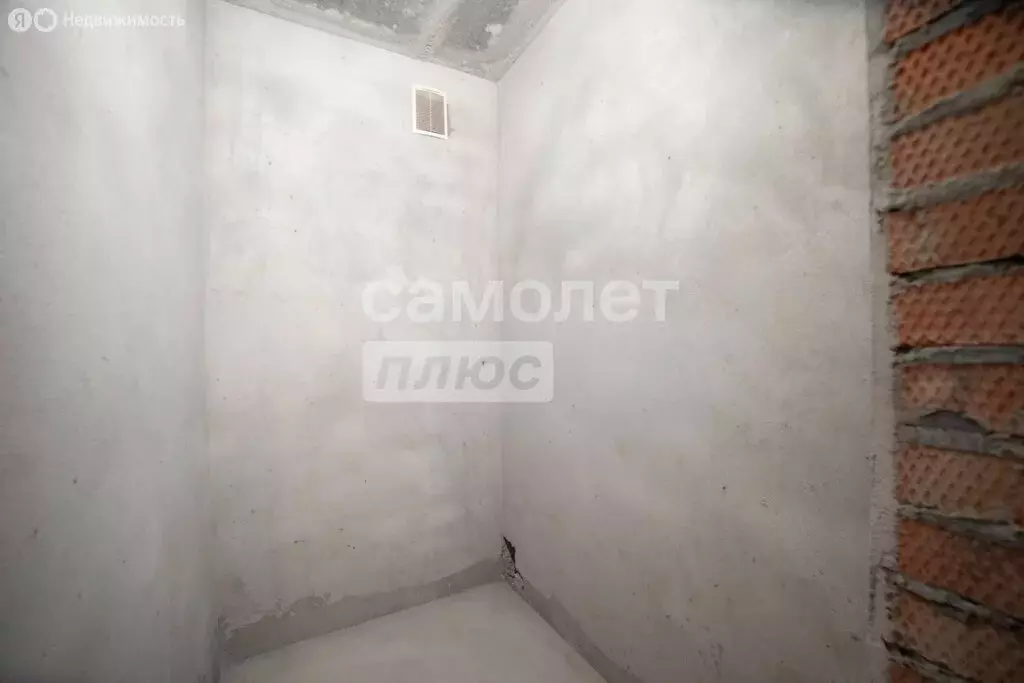 3-комнатная квартира: Кисловка, микрорайон Левобережный, улица Василия ... - Фото 2