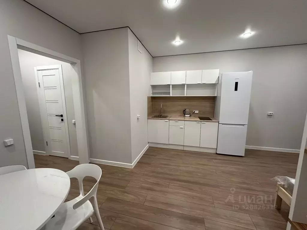 Студия Башкортостан, Уфа просп. Дружбы Народов, 59 (30.0 м) - Фото 1