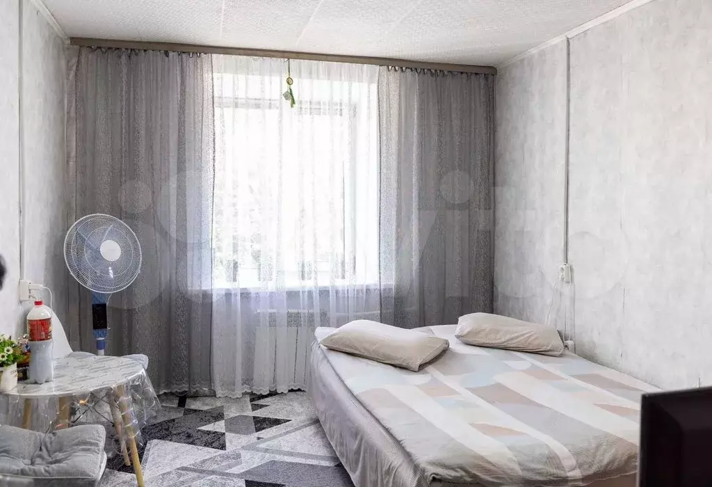 Комната 18 м в 1-к., 2/3 эт. - Фото 0
