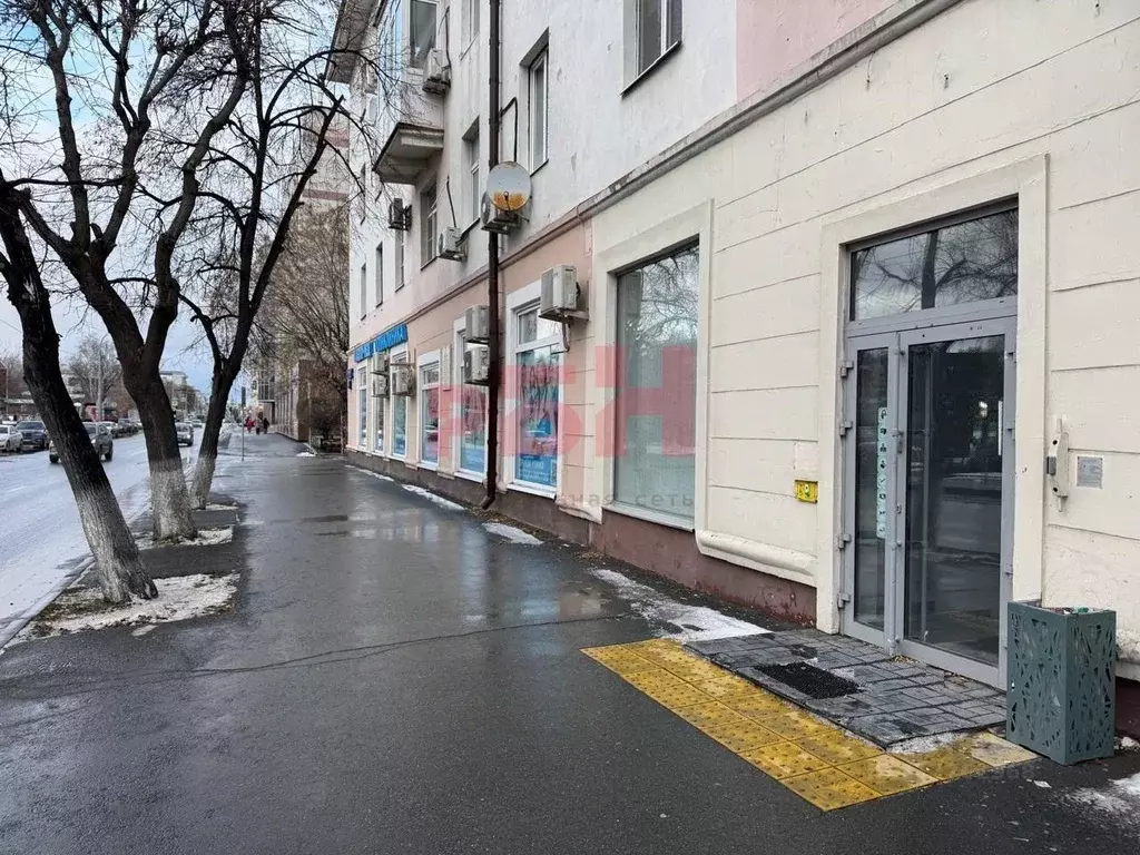 Торговая площадь в Тюменская область, Тюмень ул. Ленина, 69А (86 м) - Фото 1