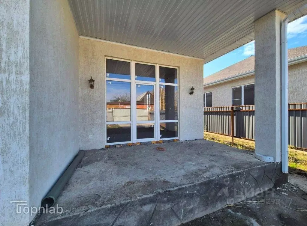 Дом в Астраханская область, Приволжский район, Монолит садовое ... - Фото 1