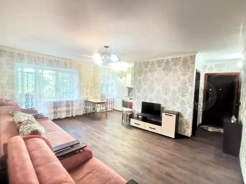 3-к. квартира, 60 м, 3/5 эт. - Фото 1