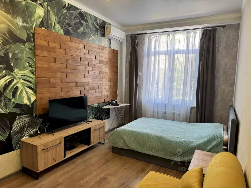 1-к кв. Краснодарский край, Геленджик Крымская ул., 22к5 (50.0 м) - Фото 1