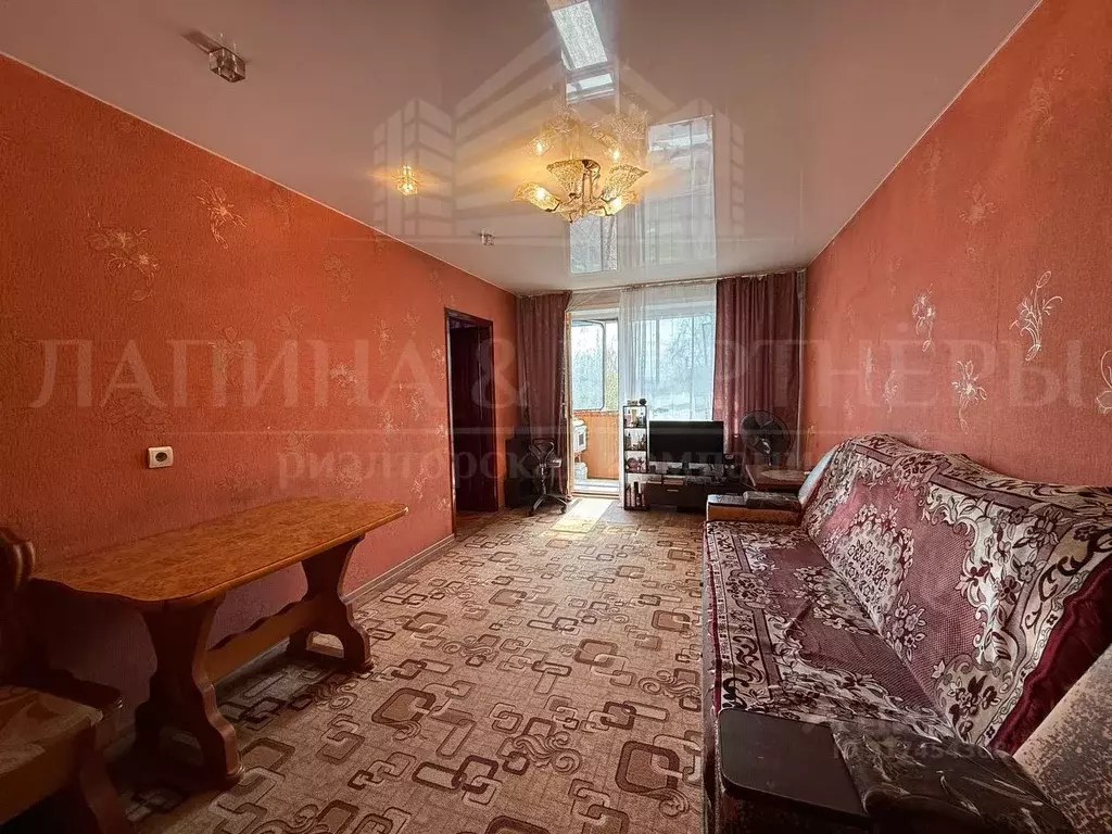 2-к кв. Кемеровская область, Новокузнецк ул. Новаторов, 10 (45.8 м) - Фото 0