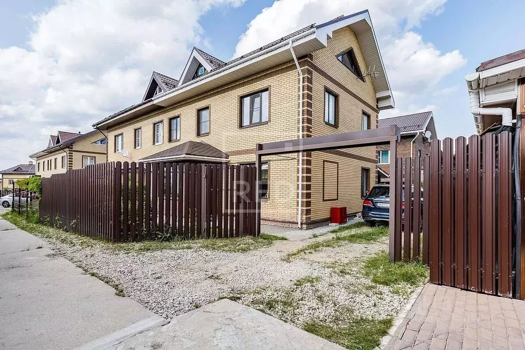 Таунхаус в Москва д. Ширяево, ул. Русское Поле, 32к2с1 (182 м) - Фото 1