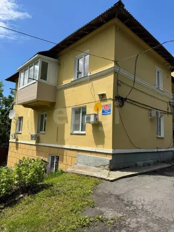 3-к кв. Приморский край, Владивосток ул. Коммунаров, 35 (60.7 м) - Фото 0