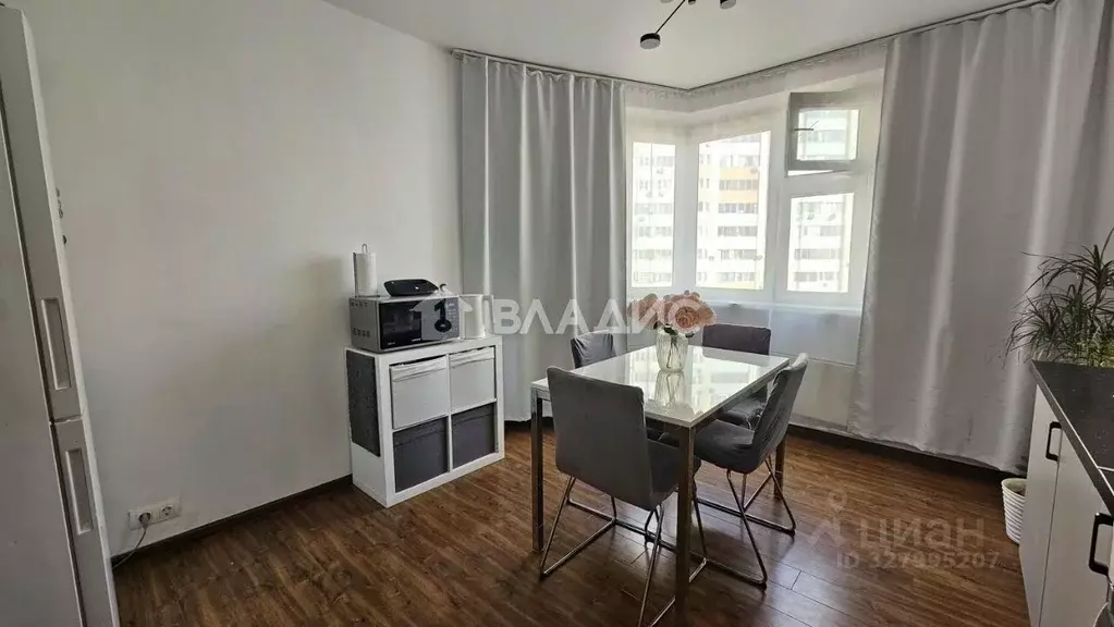 2-к кв. Московская область, Красногорск бул. Красногорский, 6 (60.0 м) - Фото 2