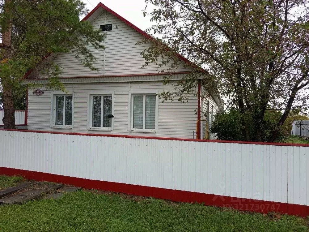 Дом в Омская область, Азовский Немецкий Национальный район, с. ... - Фото 2