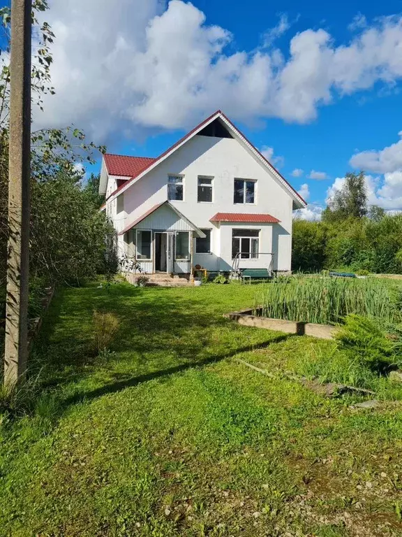 Дом в Ленинградская область, Кингисеппский район, Большелуцкое с/пос, ... - Фото 1