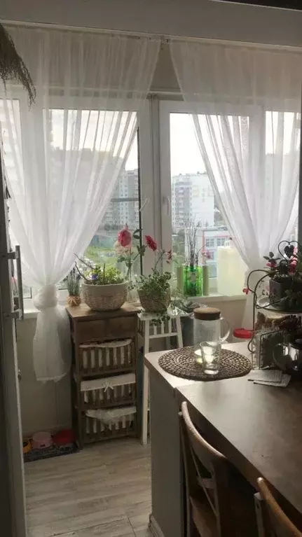 Продается 3-комнатная квартира - Фото 1