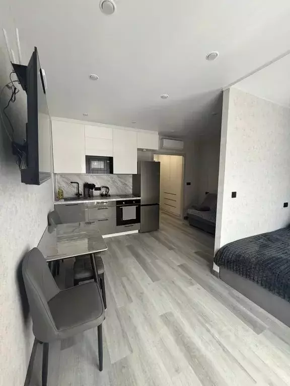 Студия Приморский край, Владивосток ул. Архангельская, 23к3 (26.0 м) - Фото 0