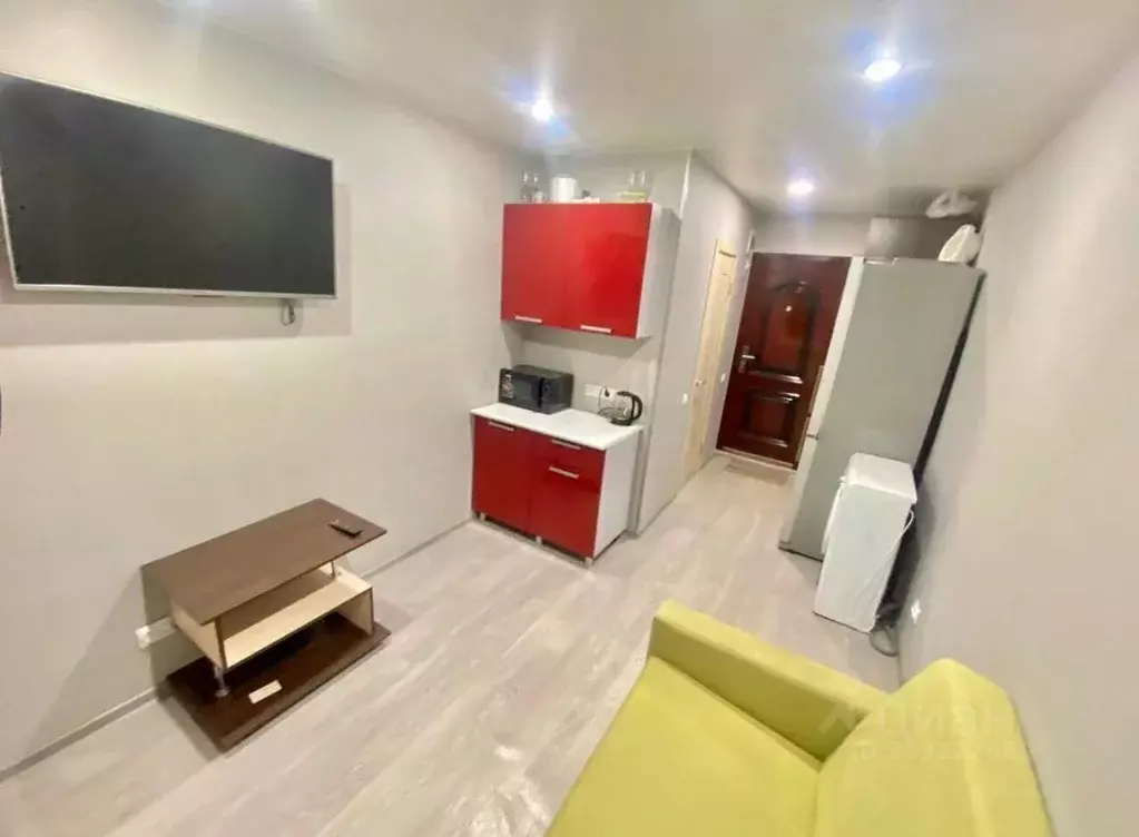 Студия Приморский край, Владивосток ул. Адмирала Кузнецова, 42А (18.0 ... - Фото 1