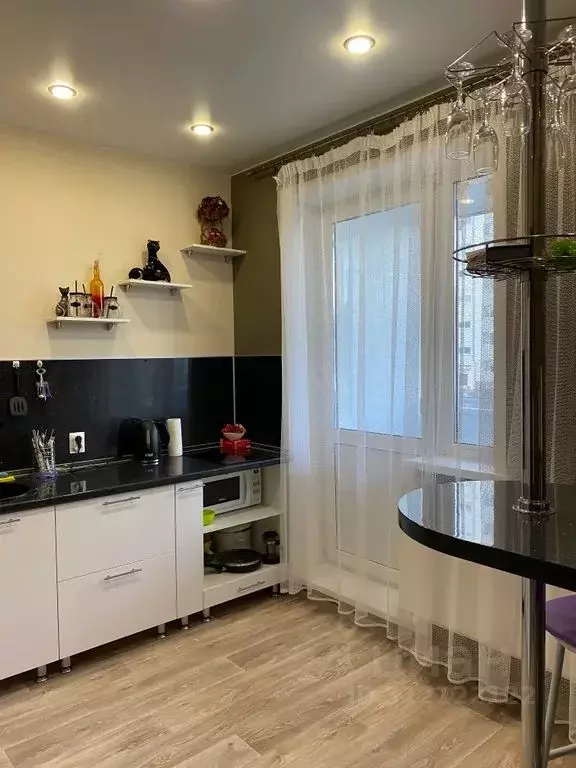 1-к кв. Самарская область, Тольятти Комсомольская ул., 84Б (40.0 м) - Фото 0